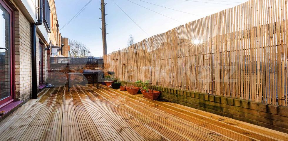 			1 Bedroom, 1 bath, 1 reception Flat			 Barnsbury Grove, Islington - Barnsbury